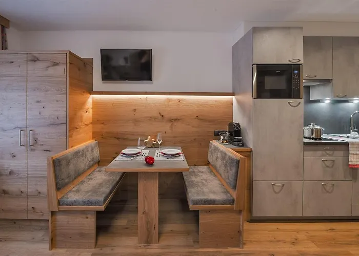 Alpenrose Burger Evelin