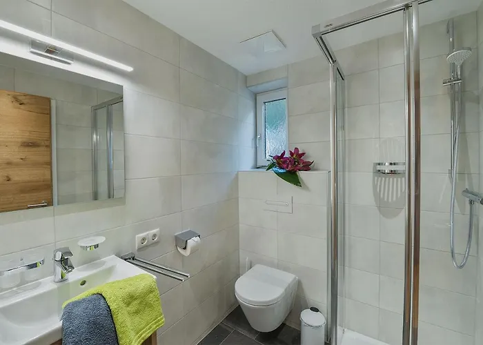 Alpenrose Burger Evelin